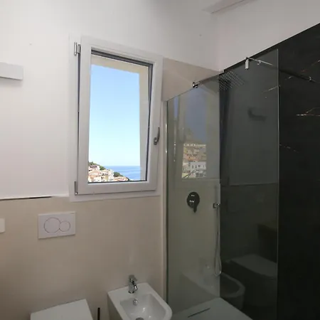 Hollidayhouse - Vista Mare *