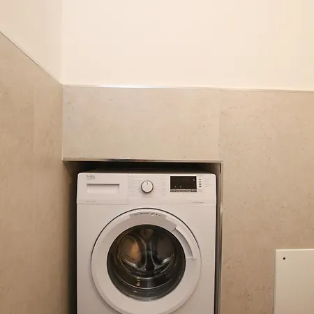 Hollidayhouse - Vista Mare Apartman