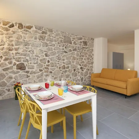 Hollidayhouse - Vista Mare Lejlighed