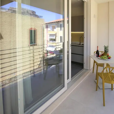 Hollidayhouse - Vista Mare