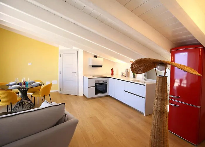 Hollidayhouse - Vista Mare